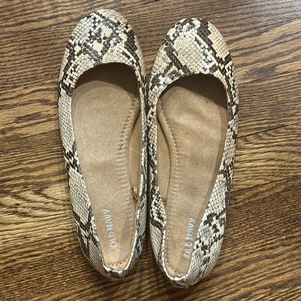 Old Navy Beige and Brown Snake-Print Flats